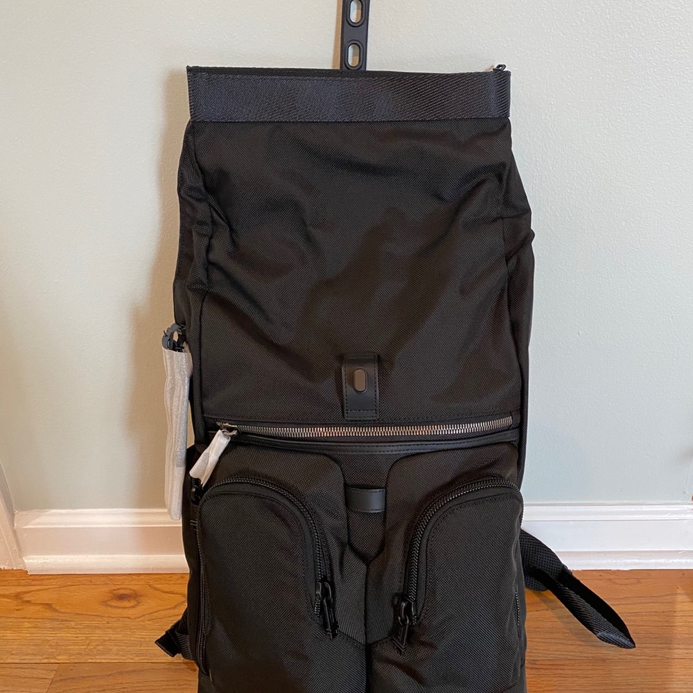 Tumi backpack - Picture 6 of 11